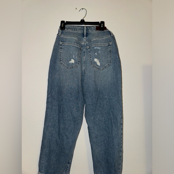Ripped Hollister mom jeans - Picture 2 of 3